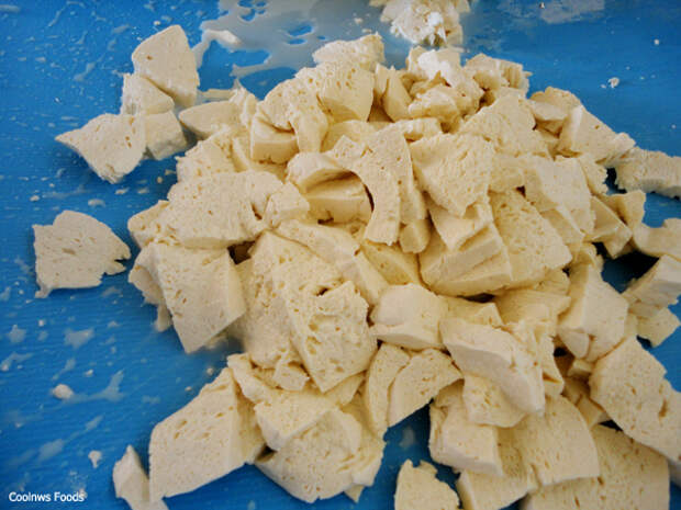 Нарезаем на мелкие кусочки