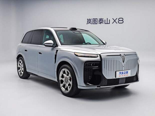 Voyah Taishan X8: крупный гибрид с холодильником и 2,1‑метровой кроватью — от 303 тыс. юаней