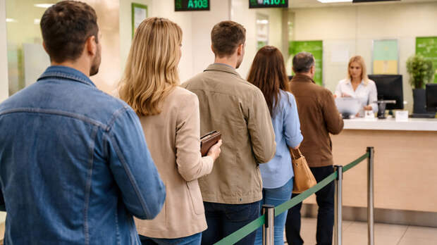 Уже ниже 14%. Эксперты рассказали, когда россияне начнут уходить из депозитов