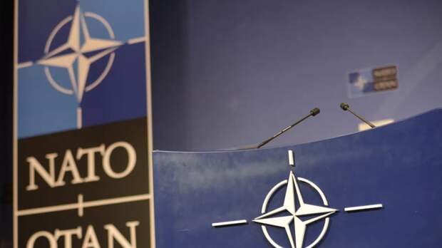 Euractiv: НАТО опасается, что Франция может выйти из военного командования