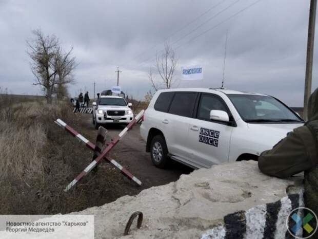 Сотрудники ОБСЕ прибыли в Петровское для мониторинга процесса отвода войск в Донбассе