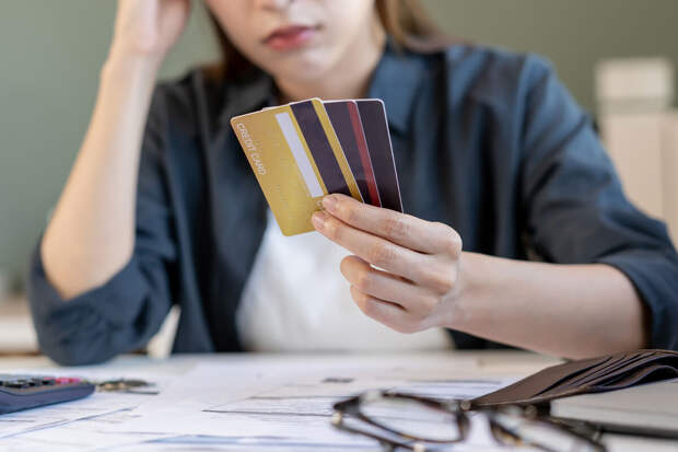 Финансист Трепольский: банки будут массово отказывать в картах россиянам с 2027 года