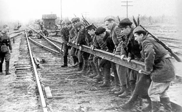 Радиограмма в Центр: «Поляки убивают русских партизан. Партизаны исчезают бесследно»