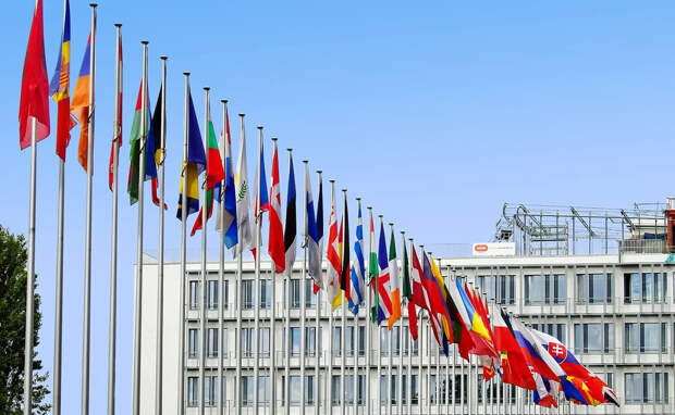 Спецотряды ВСУ проводят фейковые акции с установкой флагов в населенных пунктах