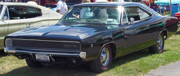 1968 Dodge Charger типа где фары )