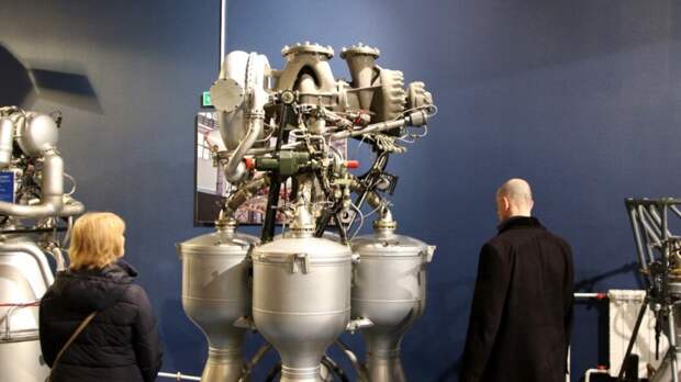 Чудо-двигатель ко Дню Космонавтики. Ответ России на все их космические миссии
