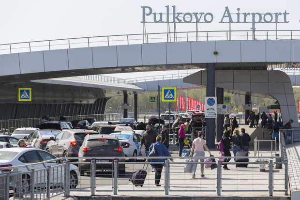 Как пассажиры рейса из Таиланда в Петербург остались без багажа