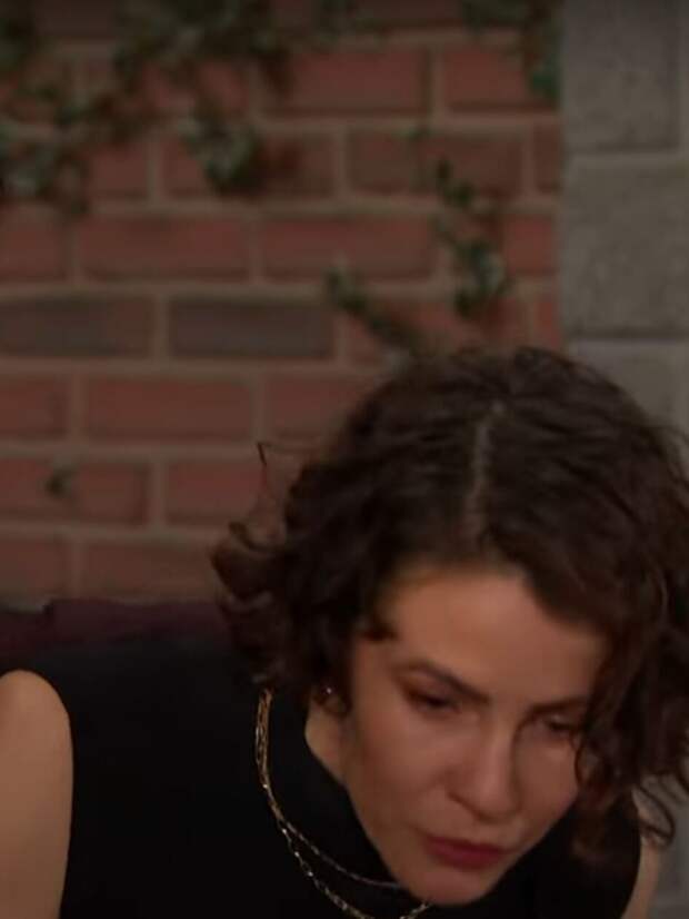 Sarah becomes seriously ill after eating on Days of Our Lives during the week of 5-05-25