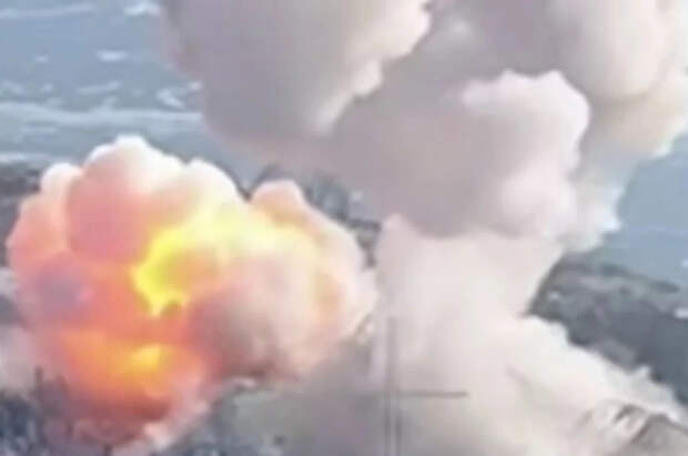 Мощные взрывы уничтожили здание с дроноводами ВСУ в Херсонской области