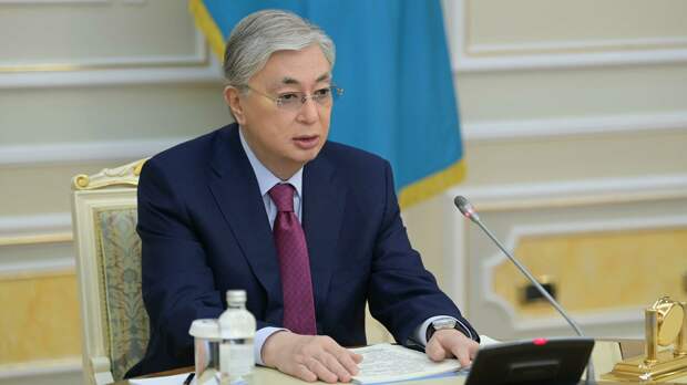 Власти Казахстана начали обсуждать запрет пропаганды ЛГБТ*
