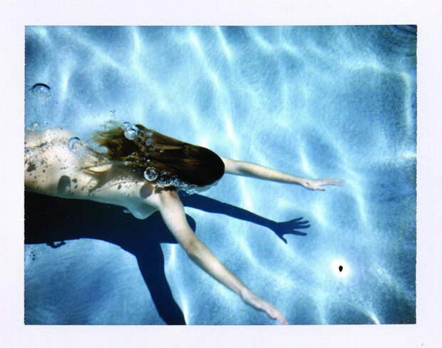 Обнаженные люди под водой: фотографии Deanna Templeton