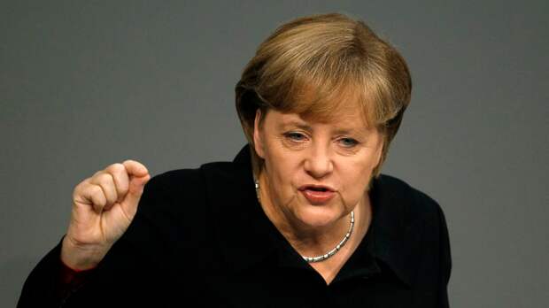 Живу в Германии 27 лет. Немцы, как и все остальные европейцы, накачаны спесью, что они "самые, самые"