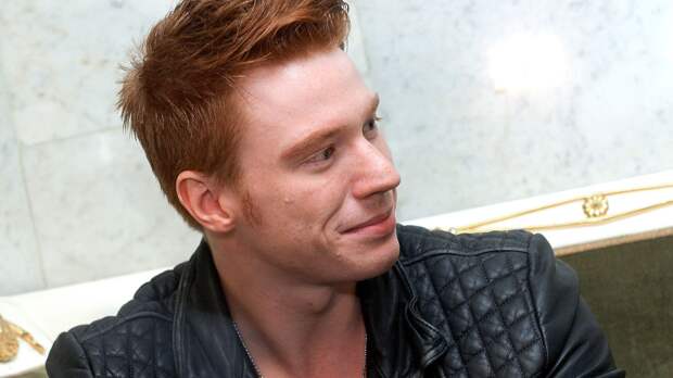 На фоне финансовых проблем внук Пугачевой прилетел к ней на Кипр из США