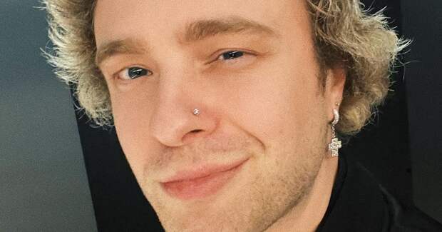 Егор Крид устроил конфликт на борту самолёта