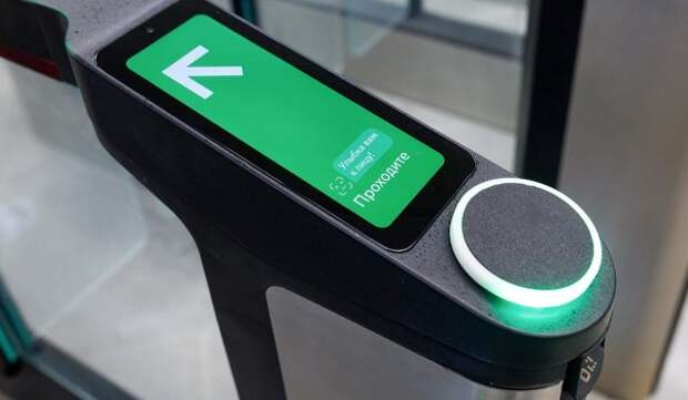 Собянин: Оплата по биометрии появится в наземном городском транспорте