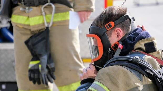 Семья с ребенком погибла при пожаре в частном доме в Барнауле