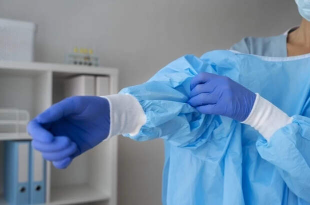 В Подмосковье врачи спасли 19-летнюю девушку, которая проглотила иглу