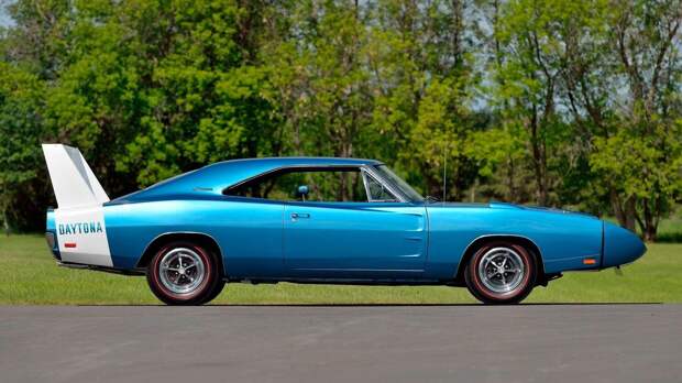 Dodge Charger Daytona 1969, преодолевший рубеж скорости в 200 миль/ч