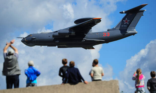 Самолет дальнего радиолокационного обнаружения и управления А-50