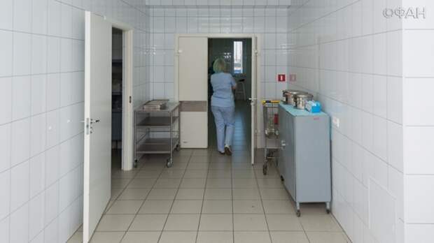 Персонал крымской больницы хотел линчевать экс-главврача за огромную зарплату