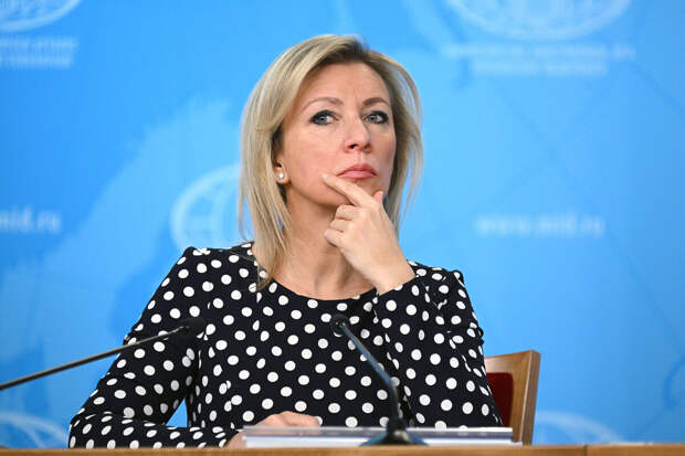 Захарова: Россия ответит, если ЕС ограничит передвижение российских дипломатов