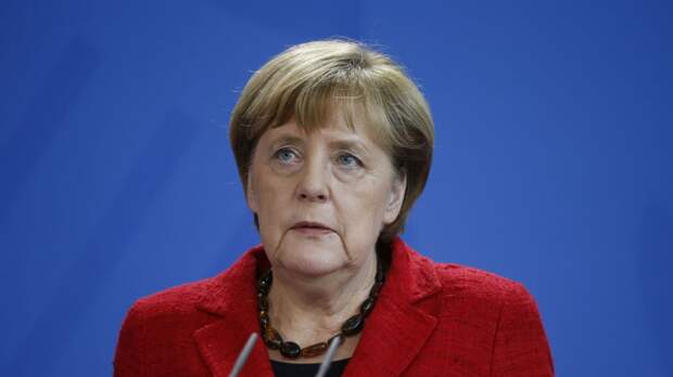 Меркель включила Украину в предвыборную программу