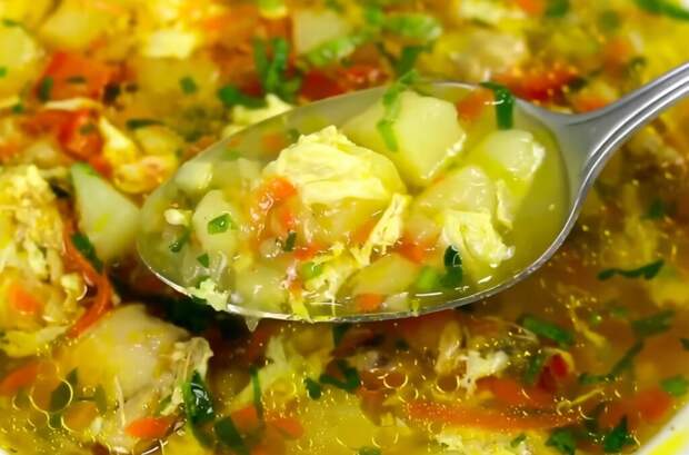 Такой суп съедают за раз и добавки просят: простой и вкусный рецепт! Идеально для семейного обеда или ужина