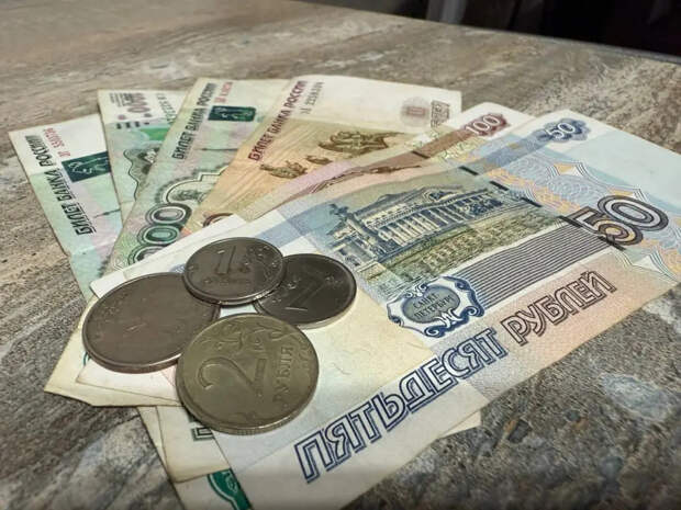 Госдума готовит сюрприз для семейных пар: по 50 000 рублей выдадут за долгий брак