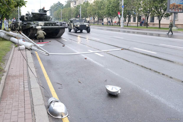 Переполох с танками в Минске авария, гаи, дпс, дтп, минск, прикол, танк, танки