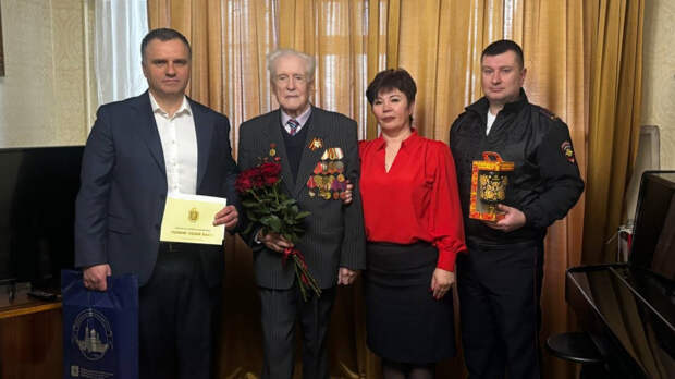 В Туле ветерану Великой Отечественной войны Владимиру Кошелеву исполнилось 95 лет