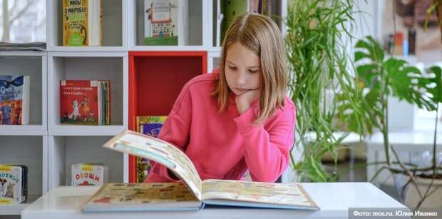 Сенатор Святенко: Проект бюджета Москвы предусматривает поддержку детей-сирот. Фото: Ю. Иванко mos.ru