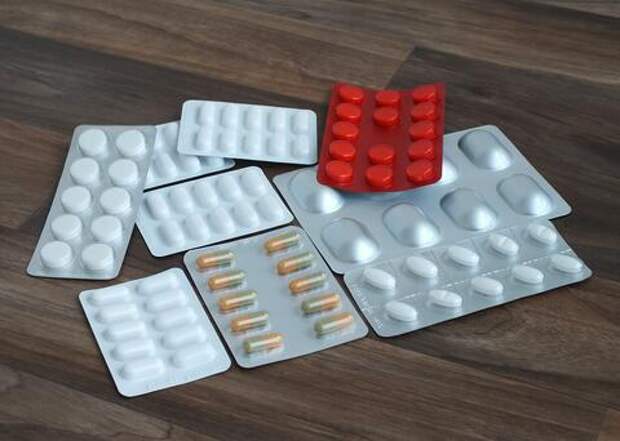 Не смешивать: врач назвала препараты, которые нельзя сочетать со спиртным