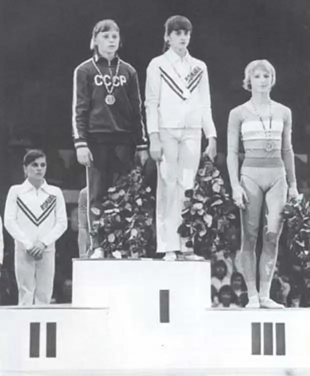 Сборная ссср по спортивной гимнастике. Елена Мухина гимнастка. Елена Мухина 2006. Елена Мухина тренер. Елена Мухина тренер Клименко.