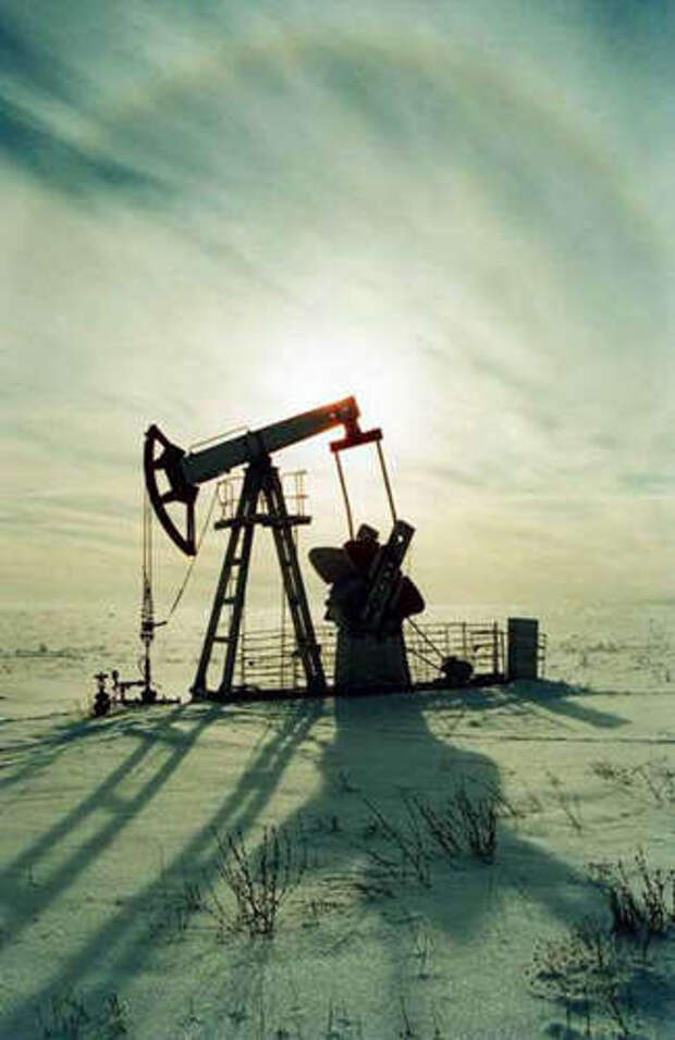 Многозабойное бурение скважин. Вертикальная нефтяная скважина. Буровая вышка нефть. Скважина нефти. Направленное бурение и вертикальная скважина.