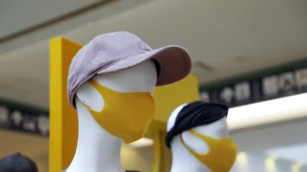 Член-корреспондент РАН Нетёсов призвал отказаться от тканевых масок