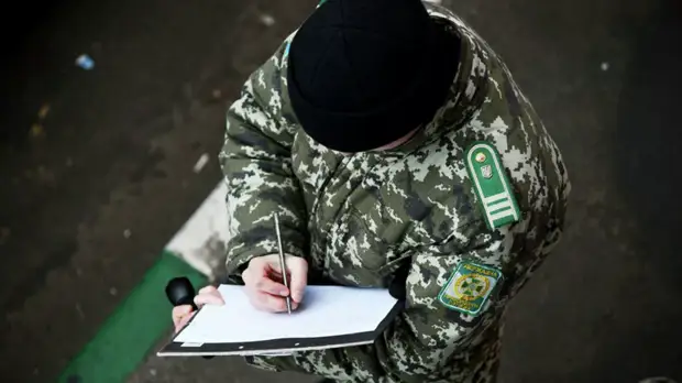 США передали украинской погранслужбе 40 автомобилей