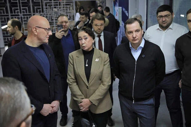 Дмитрий Чернышенко ознакомился с ходом строительства кампуса "Арктическая звезда"