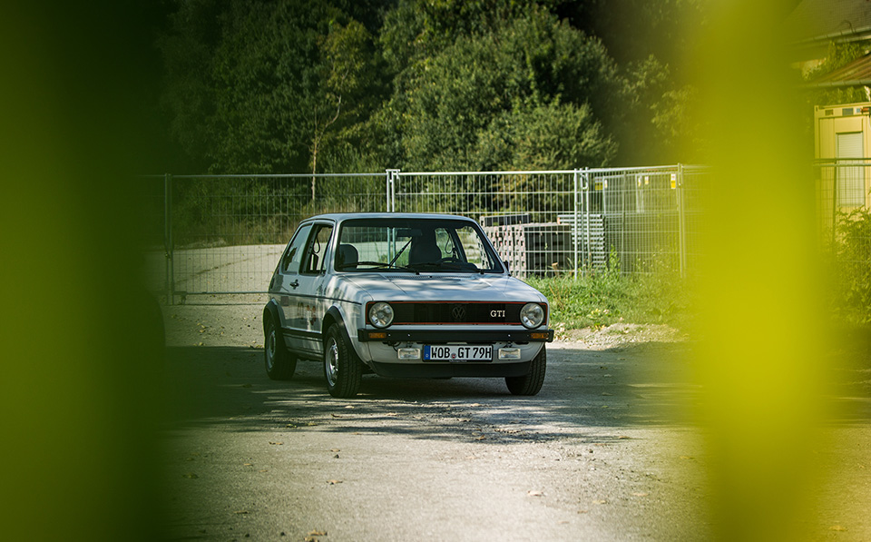 Отмечаем юбилей прародителя всех «хот-хэтчей» в компании первого VW Golf GTI и GTI Clubsport. Фото 7