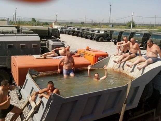 Красиво жить не запретишь. Красиво жить не запретишь.