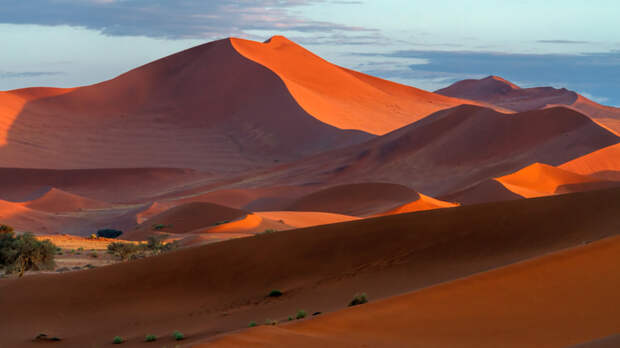 First light in Sossusvlei by Michael Voss on 500px.com