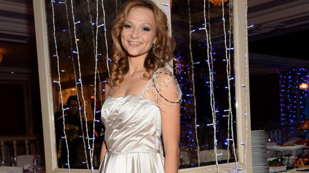 Вдова экс‑солиста «На‑На» рассказала, что с ней знакомятся подростки: «Я ещё котируюсь!»