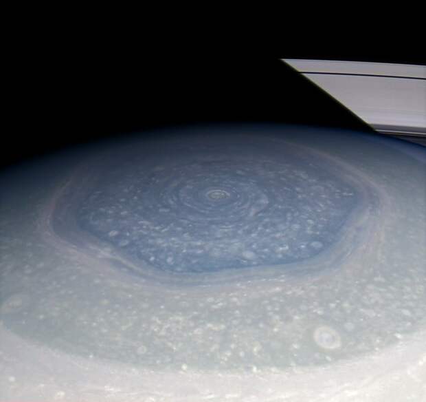 Шестиугольник Сатурна фото