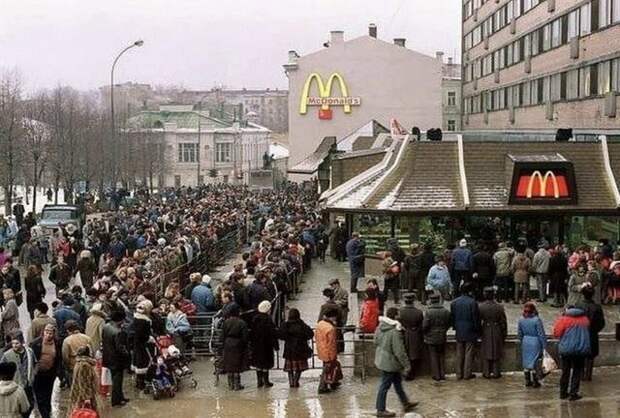 22. Открытие первого McDonalds в Москве, 1990 архив, исторические фото, фото, фото из прошлого