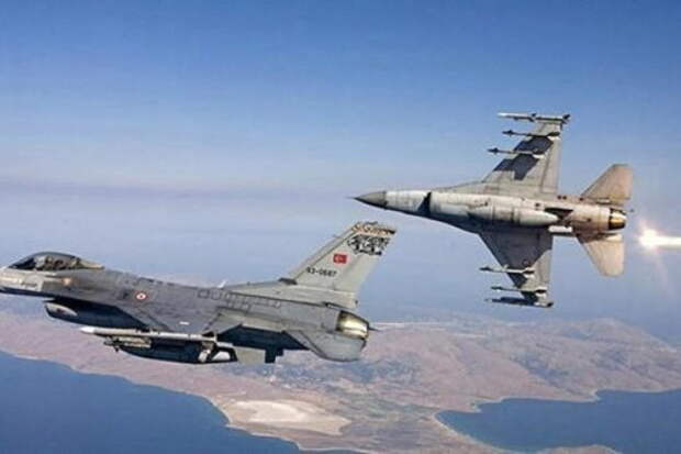 Эрдоган пошёл в атаку на Россию: Турция закрыла российским военным самолётам своё воздушное пространство