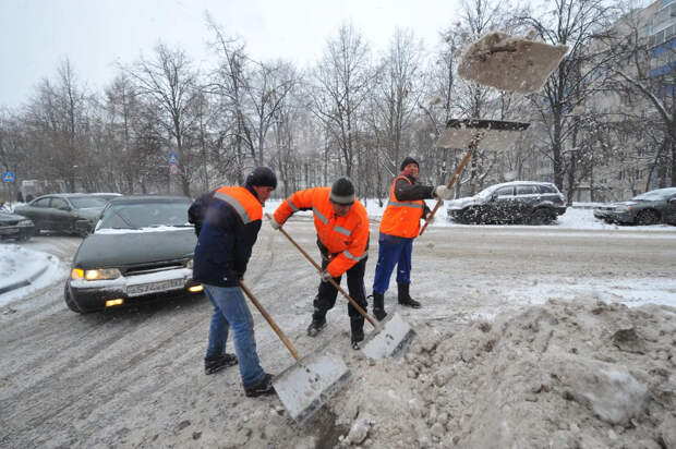 Юрист Константин Крохин рассказал о схеме кражи миллиардов на уборке снега