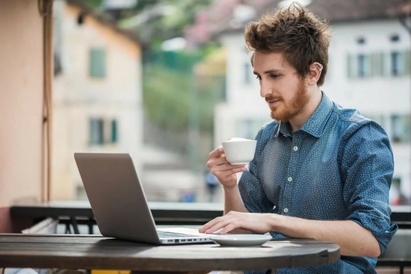 Почти 40% россиян с в/о работают не по профессии. Как изменить свою жизнь и начать зарабатывать?