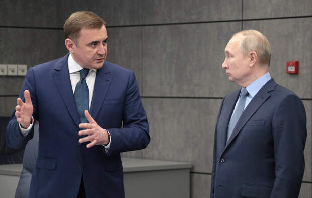 Вслед за повышением температуры за окном в европейской, по крайней мере, части России, последовали изменения и в нашей политике.