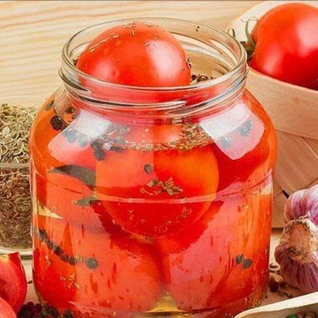 Острая закуска из помидоров