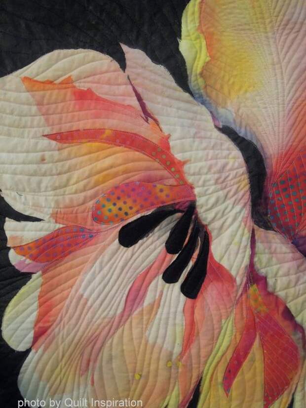 Close up, Two Tulips by Luella Morgenthaler. Photo by Quilt Inspiration: Blooming Beauties: Artistic flower quilts: 