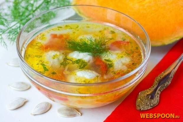 Фото «Золотистый» суп с тыквой и фрикадельками